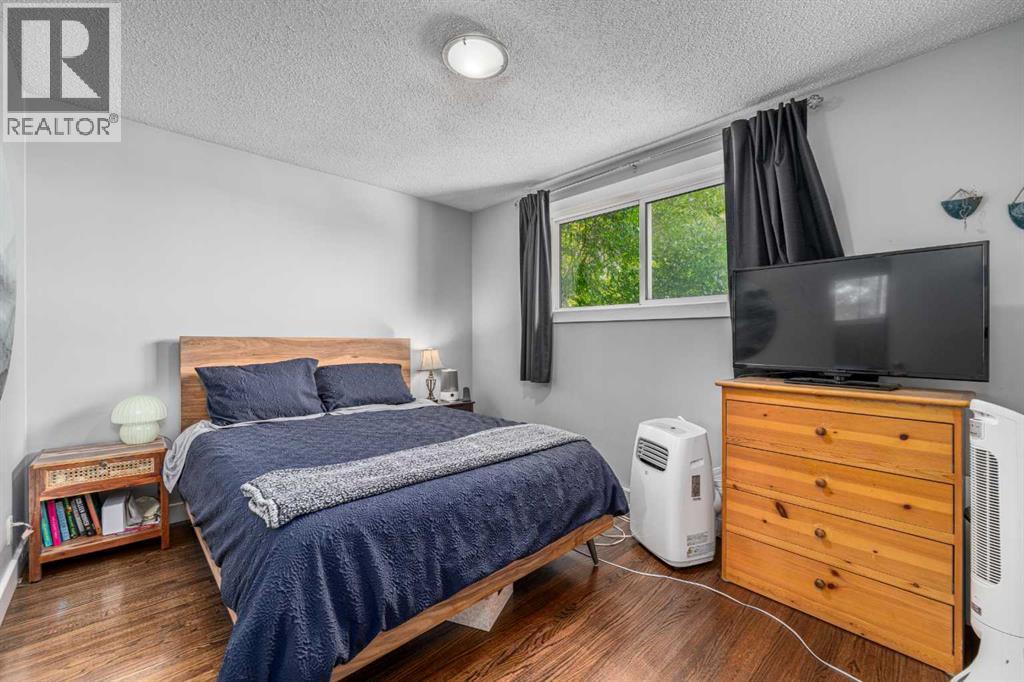 1908 28 Avenue Southwest - Photo 11