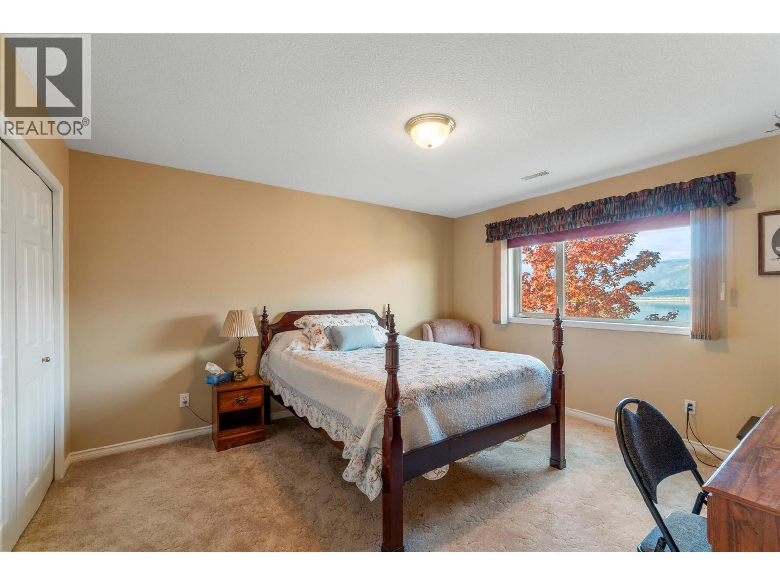 4483 14 Street NE - Image 30