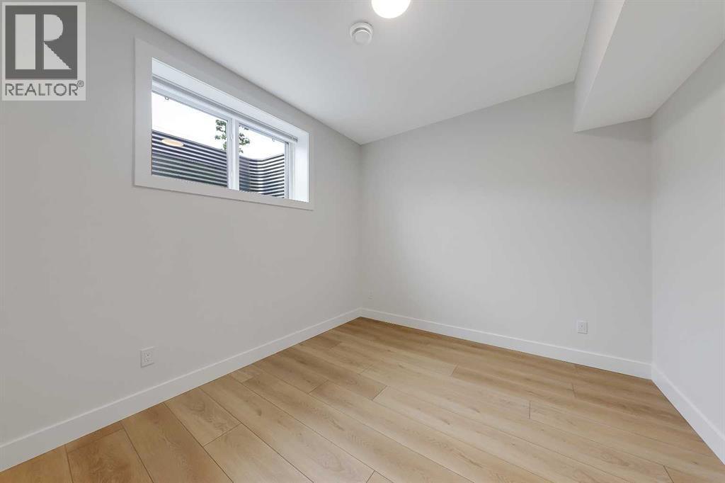5004 21 Street Southwest - Photo 43