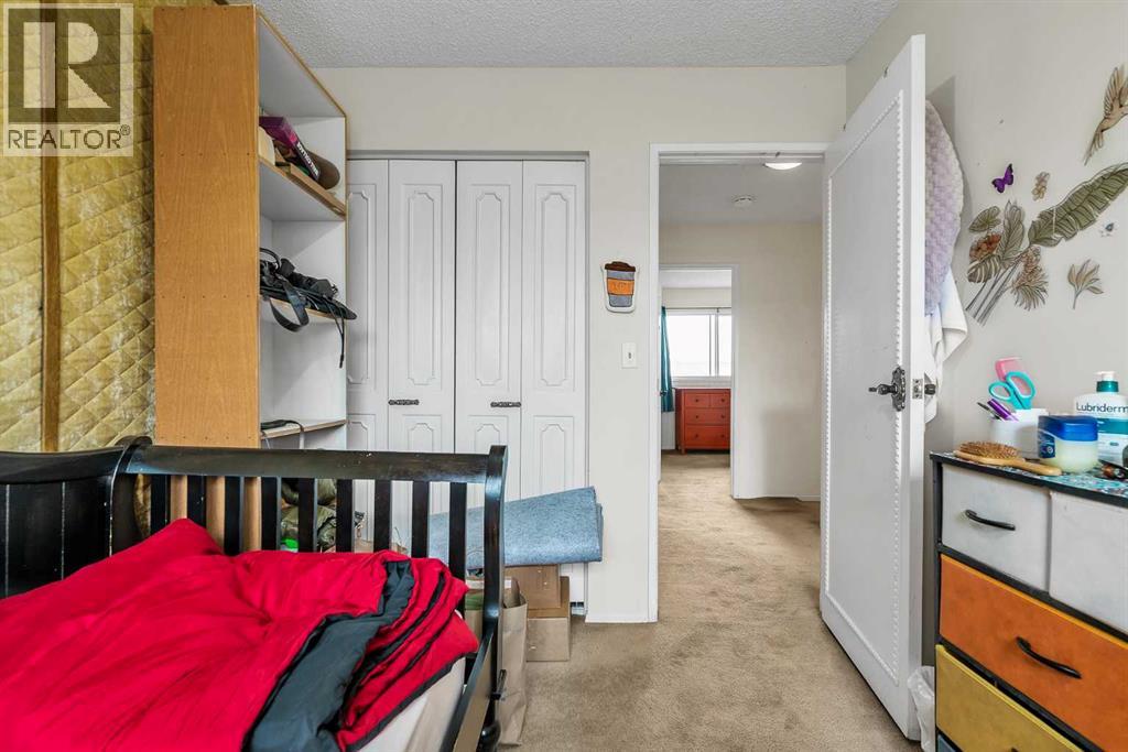 151 Midbend Place SE - 17