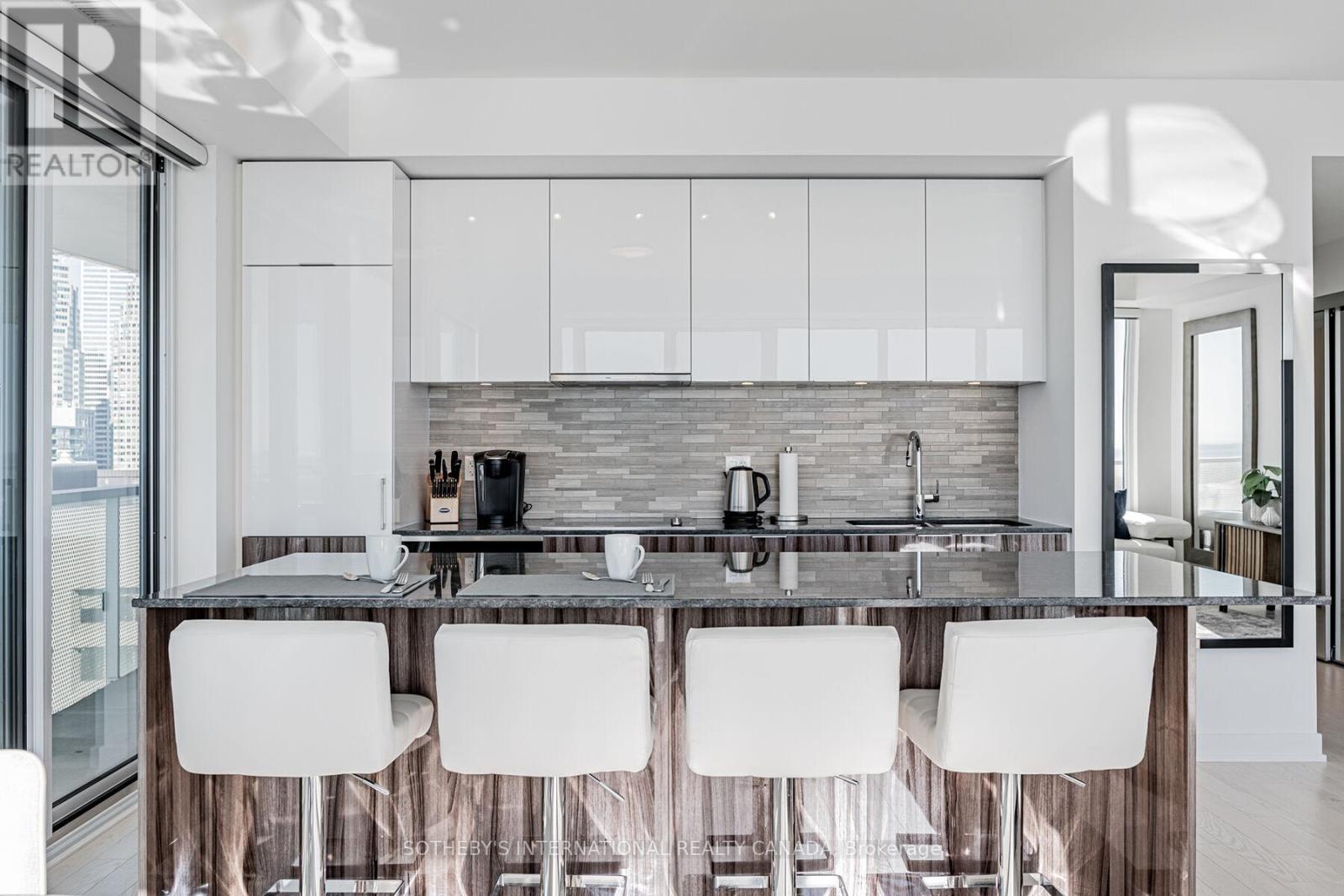 #3403 15 Queens Quay East, Toronto (Waterfront Communities), Ontario, M5E0A5, Toronto (Waterfront Communities), Ontario — photo 4 of 5