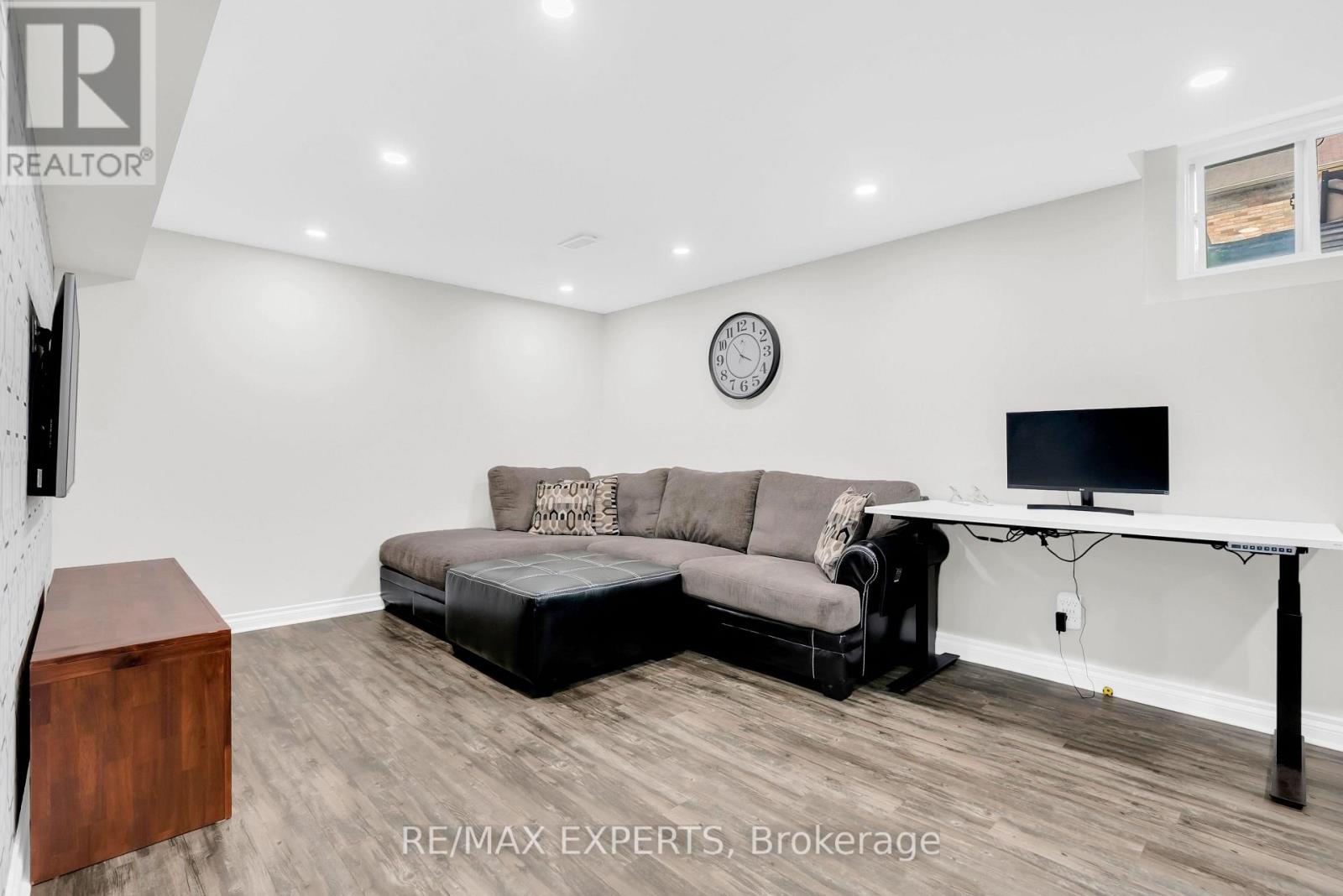 414 GRENKE PLACE - Image 30