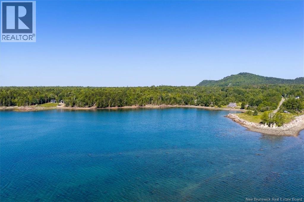 Photo 42 of 44