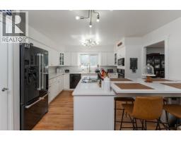 Foyer - 2730 Catherine Drive, Prince George, BC V2M7B5 Photo 9