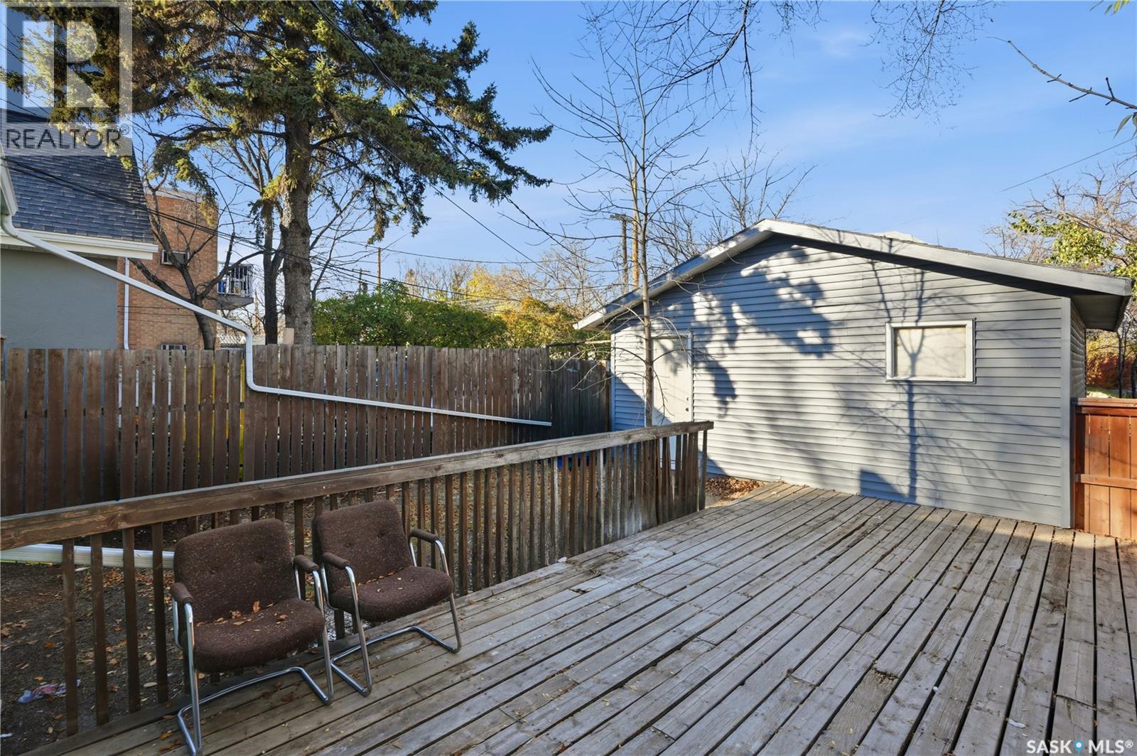 100 32nd STREET W - Image 23