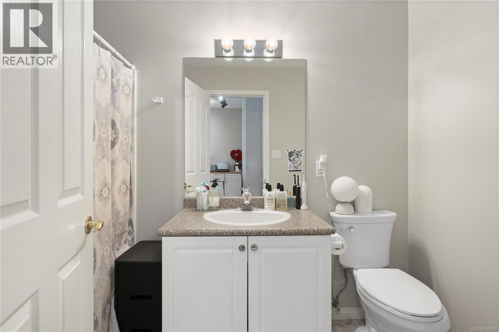 4895 Laguna Way - 41