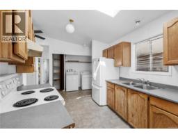 2454 5th St E, Courtenay, BC V9N8J2 Photo 18