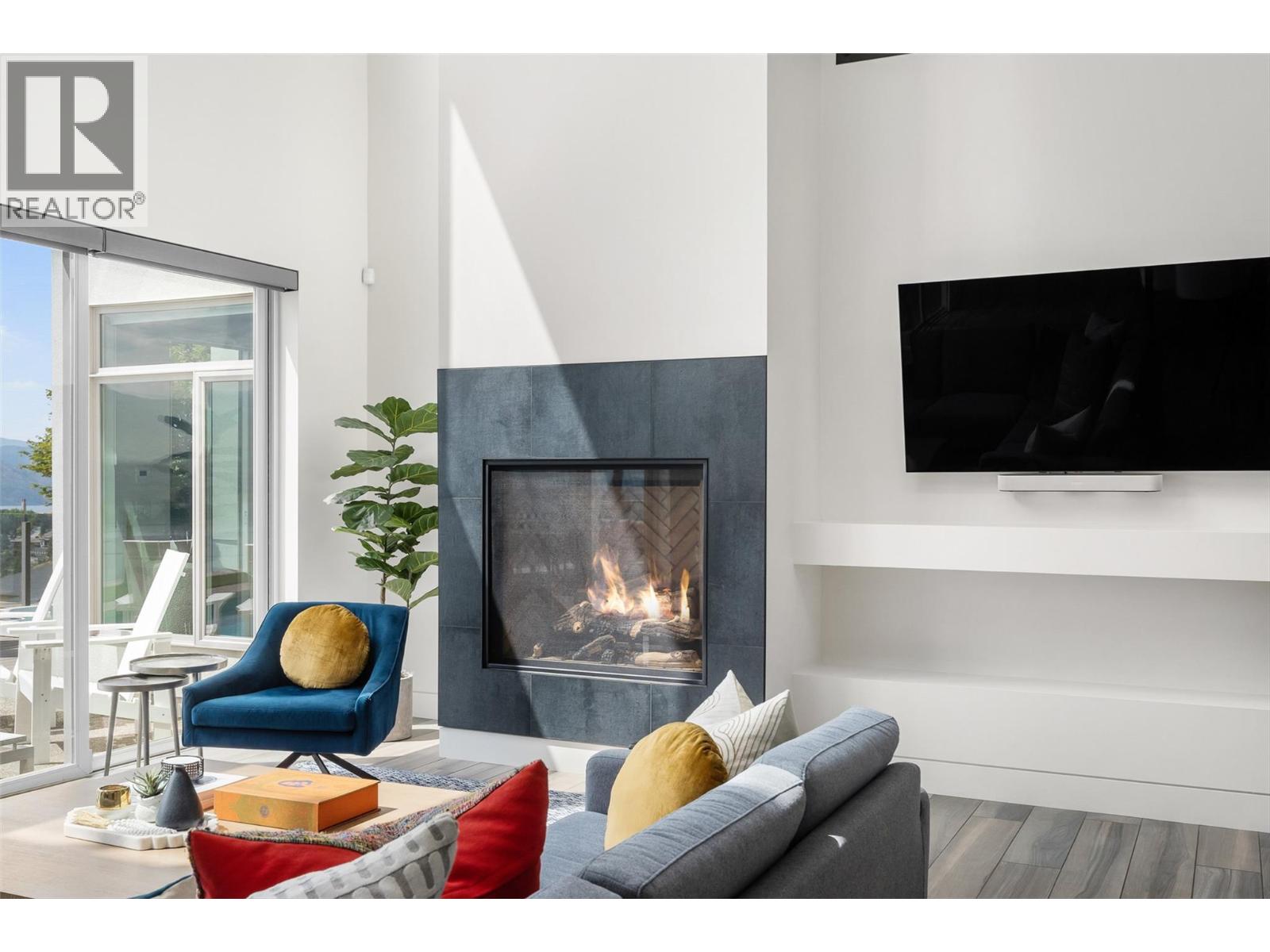 1384 Pinot Noir Drive, West Kelowna