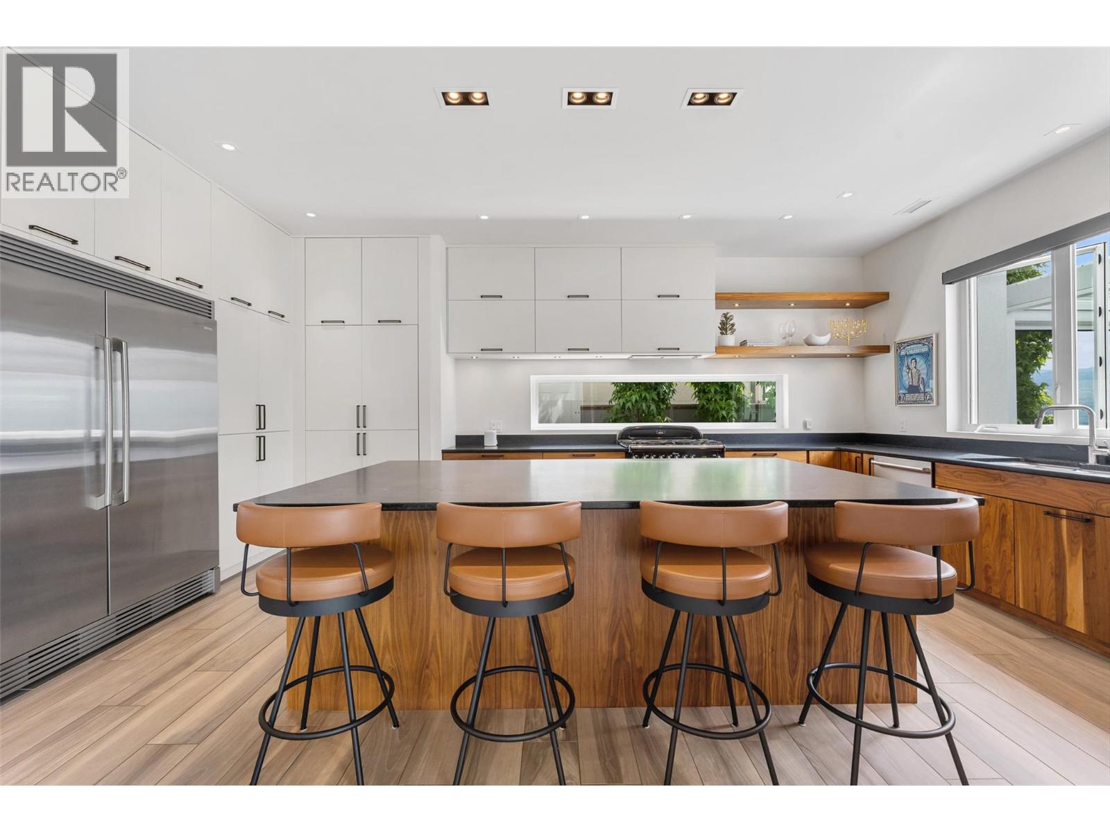 1384 Pinot Noir Drive, West Kelowna