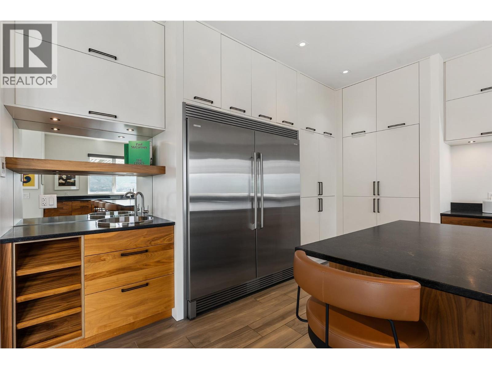 1384 Pinot Noir Drive, West Kelowna