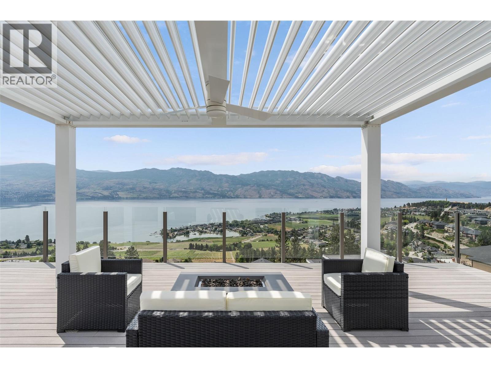 1384 Pinot Noir Drive, West Kelowna