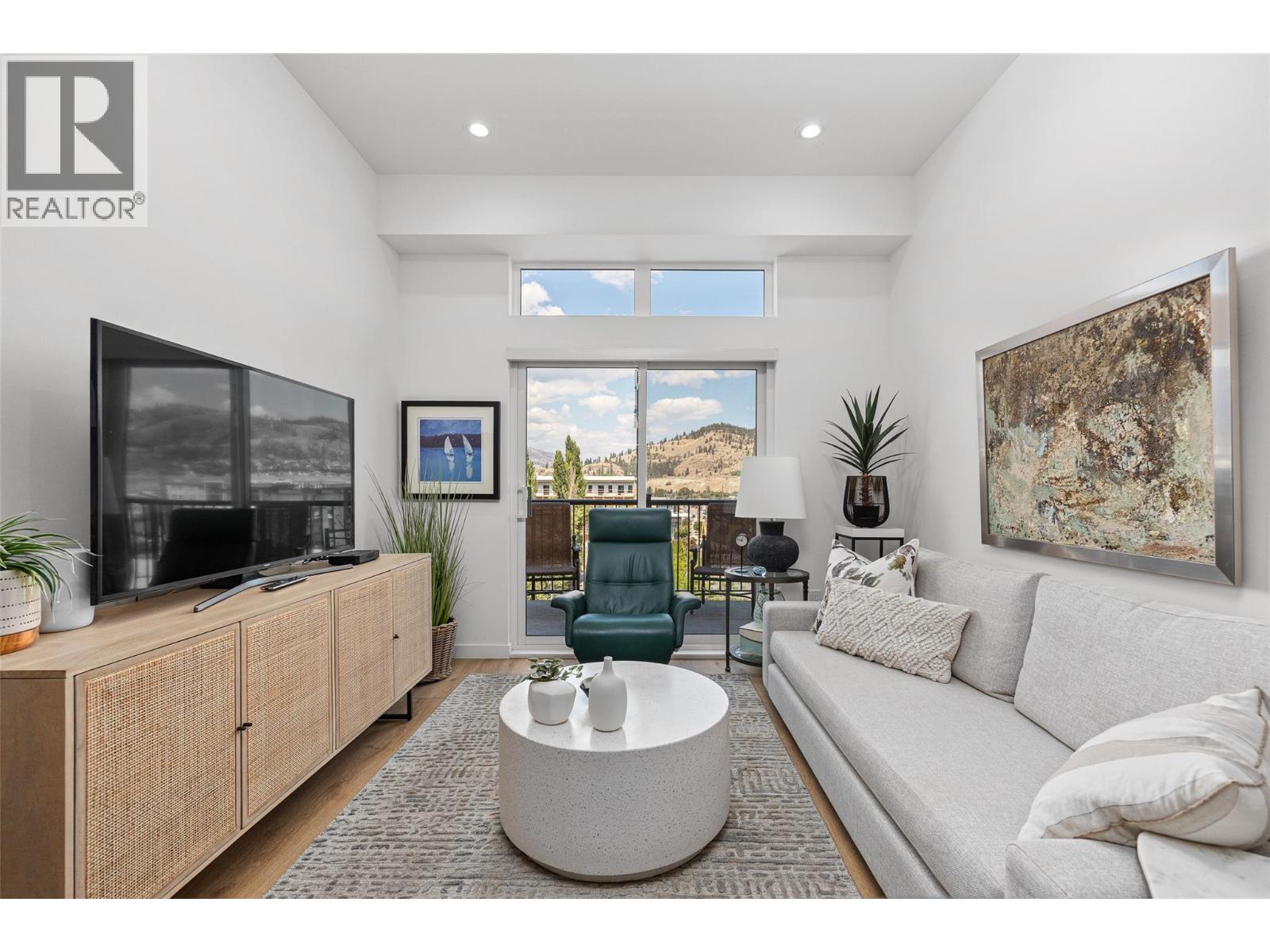 660 Cawston Avenue Unit# 607, Kelowna