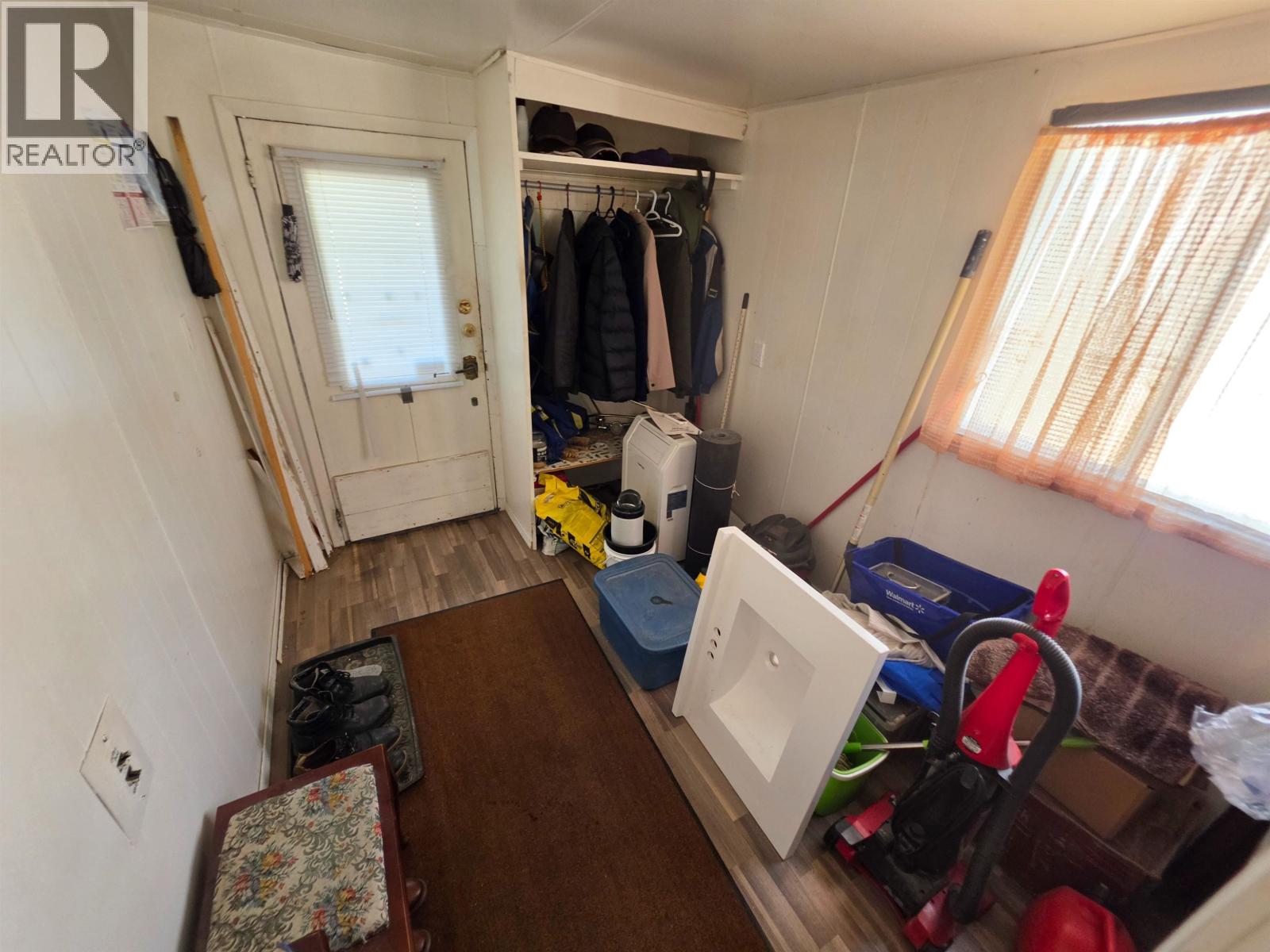 #43 654 NORTH FRASER DRIVE - 10