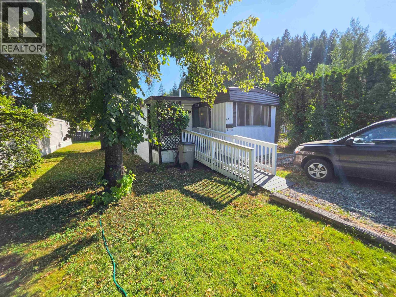 #43 654 NORTH FRASER DRIVE - Image 11