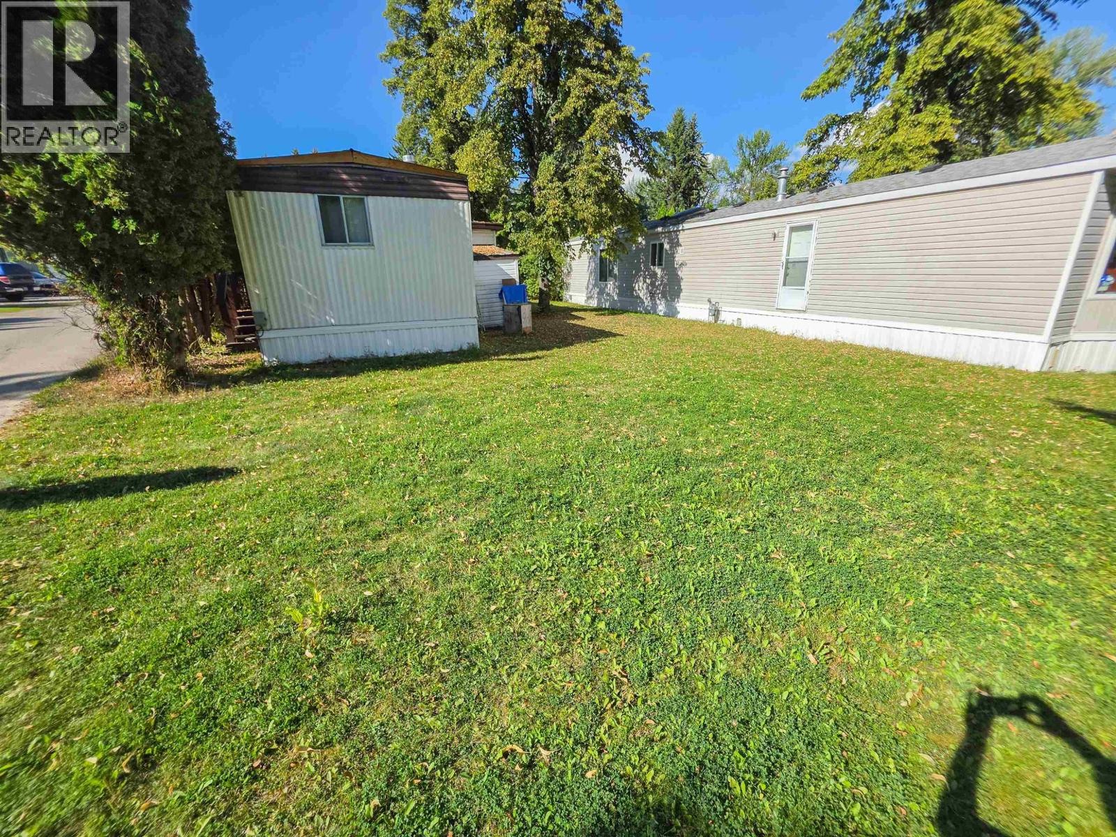 #43 654 NORTH FRASER DRIVE - Image 15