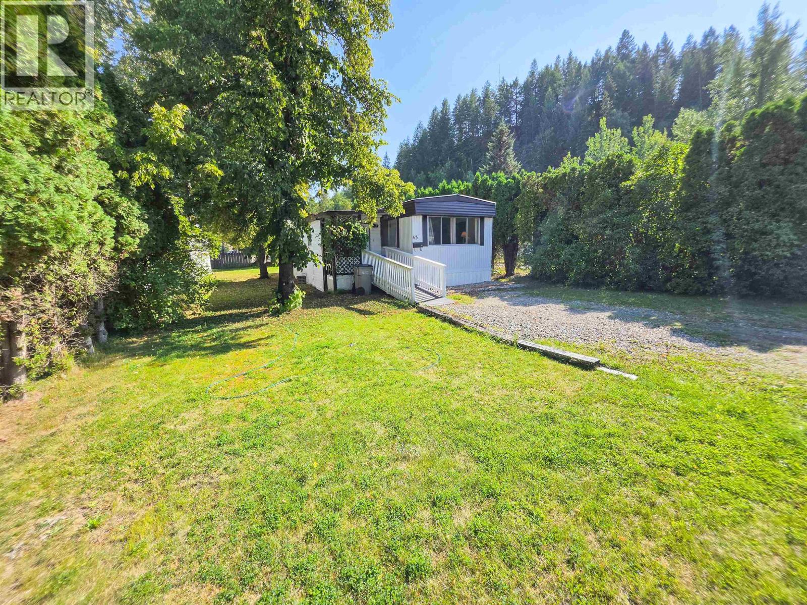#43 654 NORTH FRASER DRIVE - Image 17
