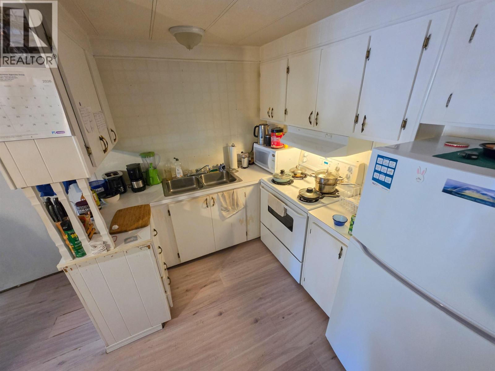 #43 654 NORTH FRASER DRIVE - 2