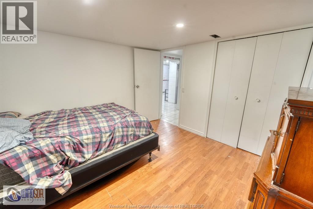 736 PARTINGTON AVENUE - Image 36