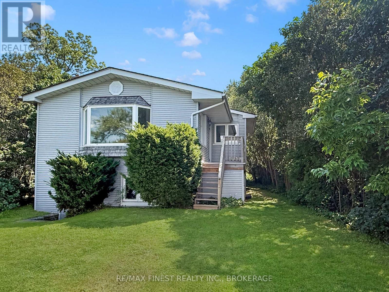 9 POINT CRESCENT - Image 6