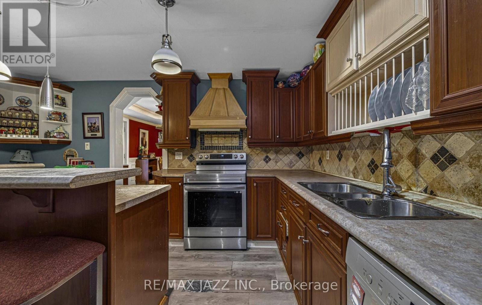 112 HOPE STREET N - Image 10