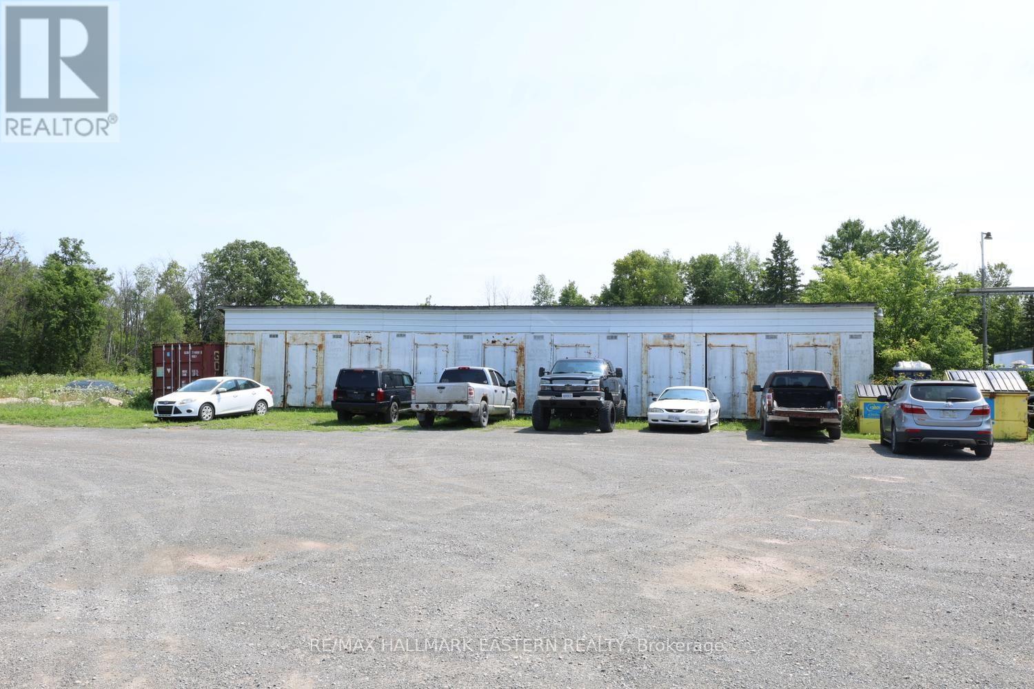 6725 Highway 7 — photo 41