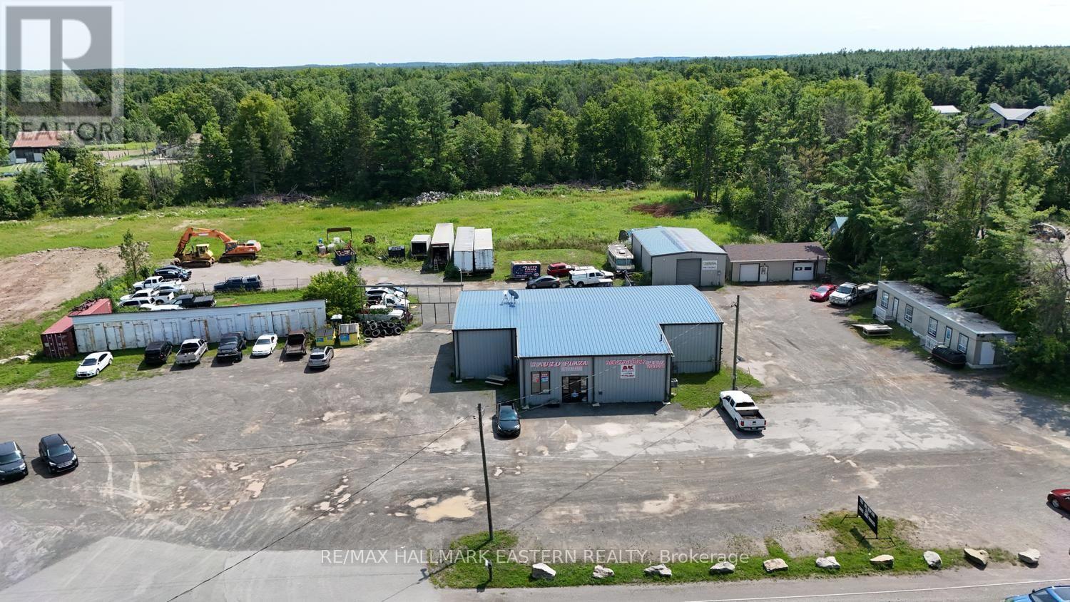 6725 Highway 7 — photo 42