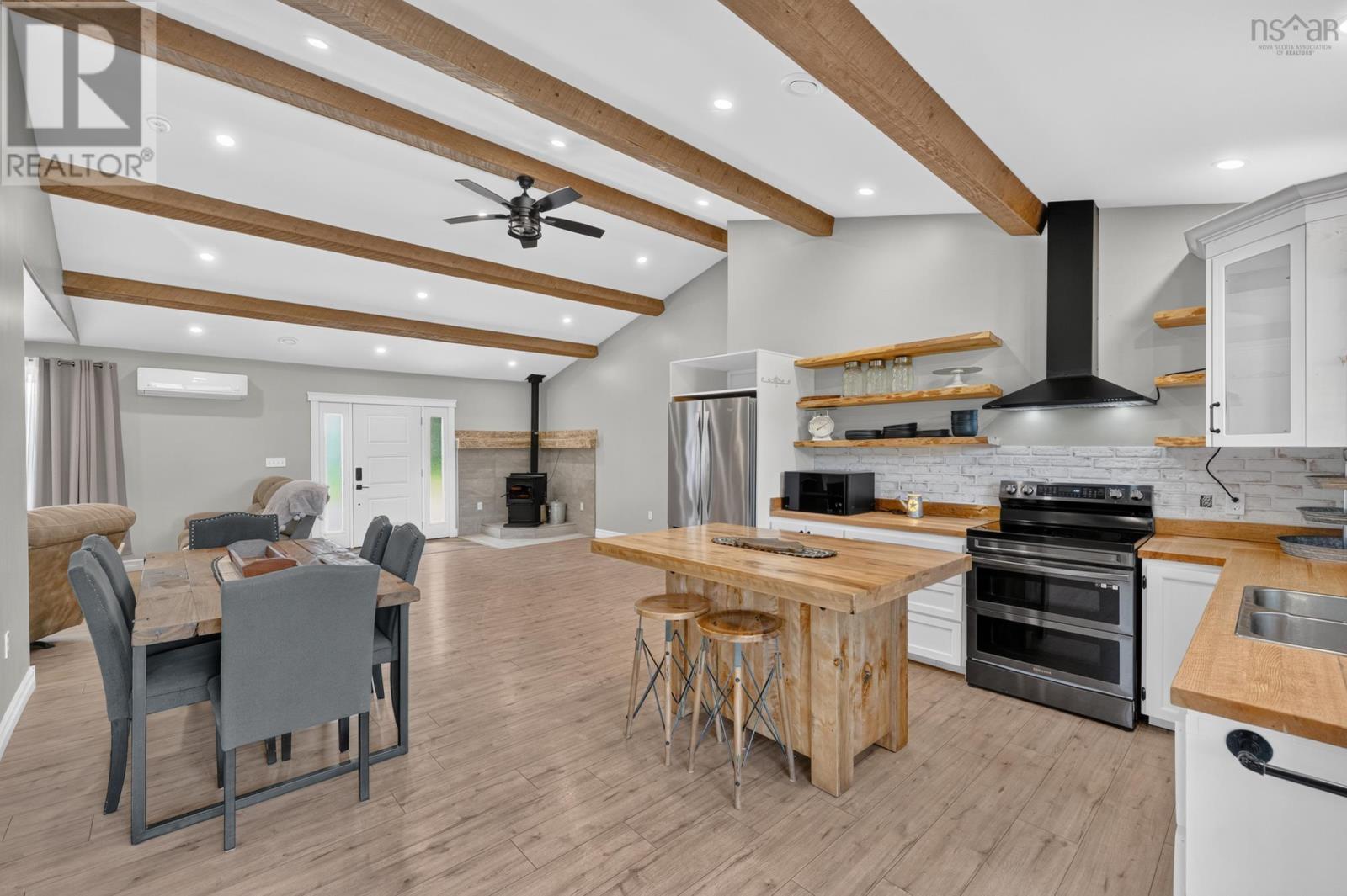 Property 20 of 43 of 249 Stronach Mountain Road