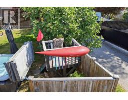6876 Hycrest Drive, Burnaby, BC V5B2X2 Photo 32