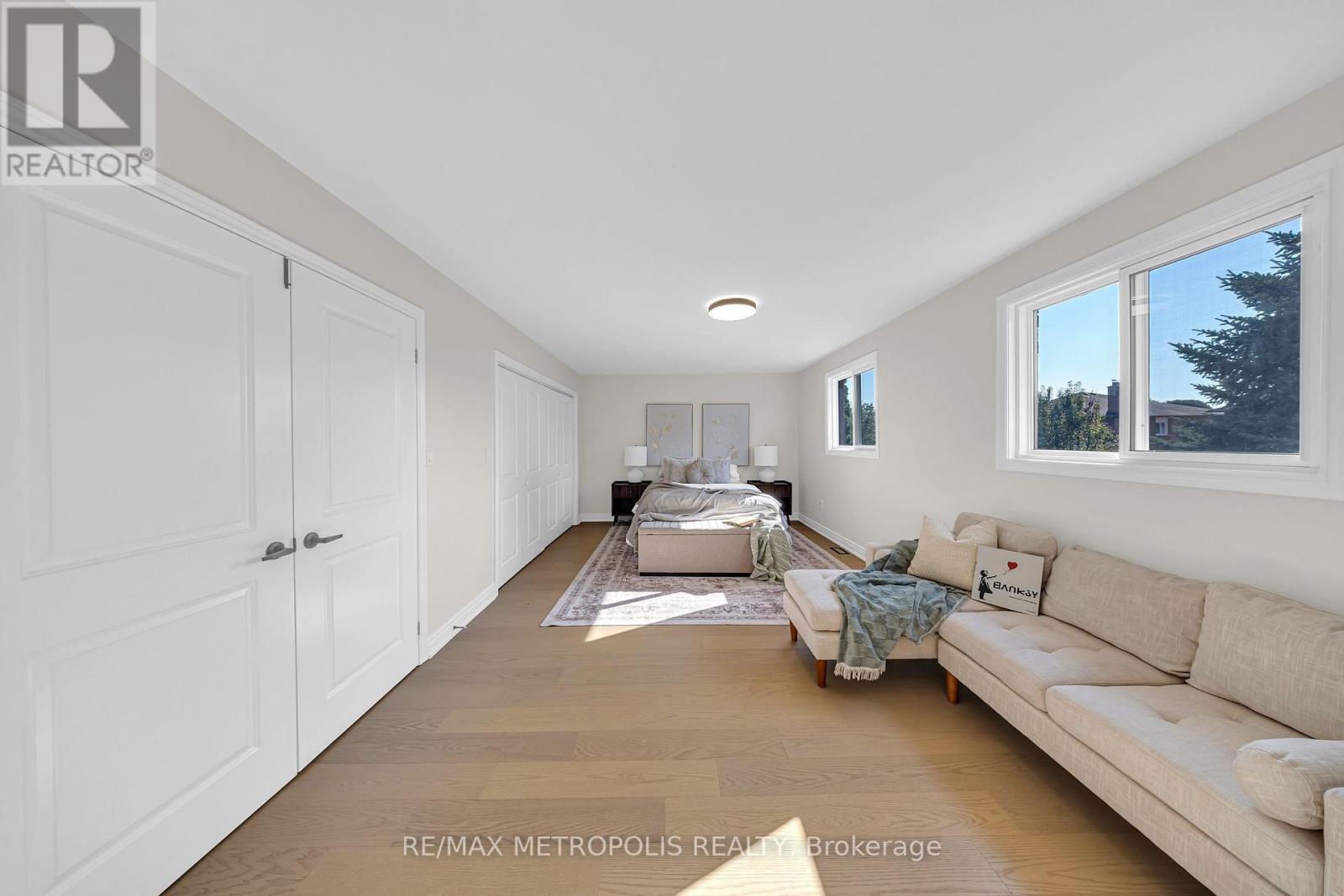 296 THORNTON ROAD N - Image 35