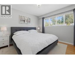 6876 Hycrest Drive, Burnaby, BC V5B2X2 Photo 13