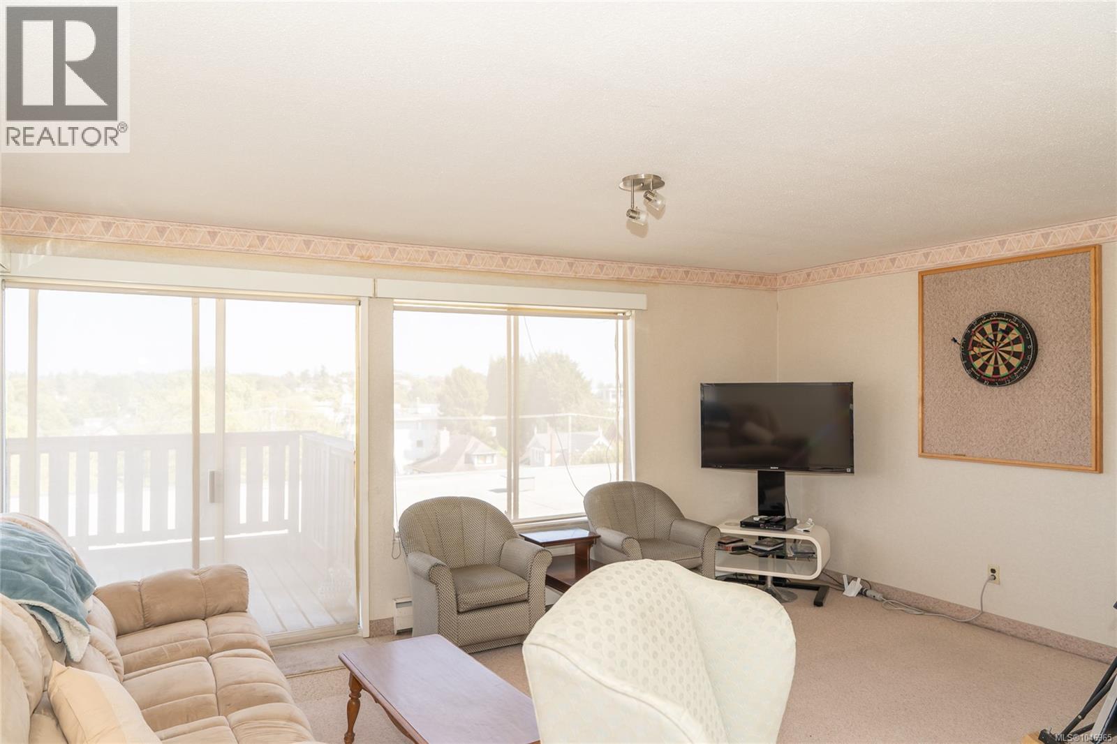 #414 964 Heywood Ave - 21
