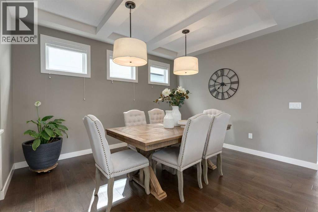 428 21 Avenue Northeast - Photo 12