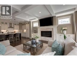 428 21 Avenue NE - photo 16