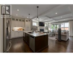 428 21 Avenue NE - photo 10