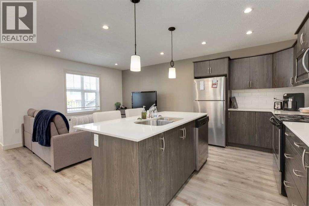 428 21 Avenue Northeast - Photo 42