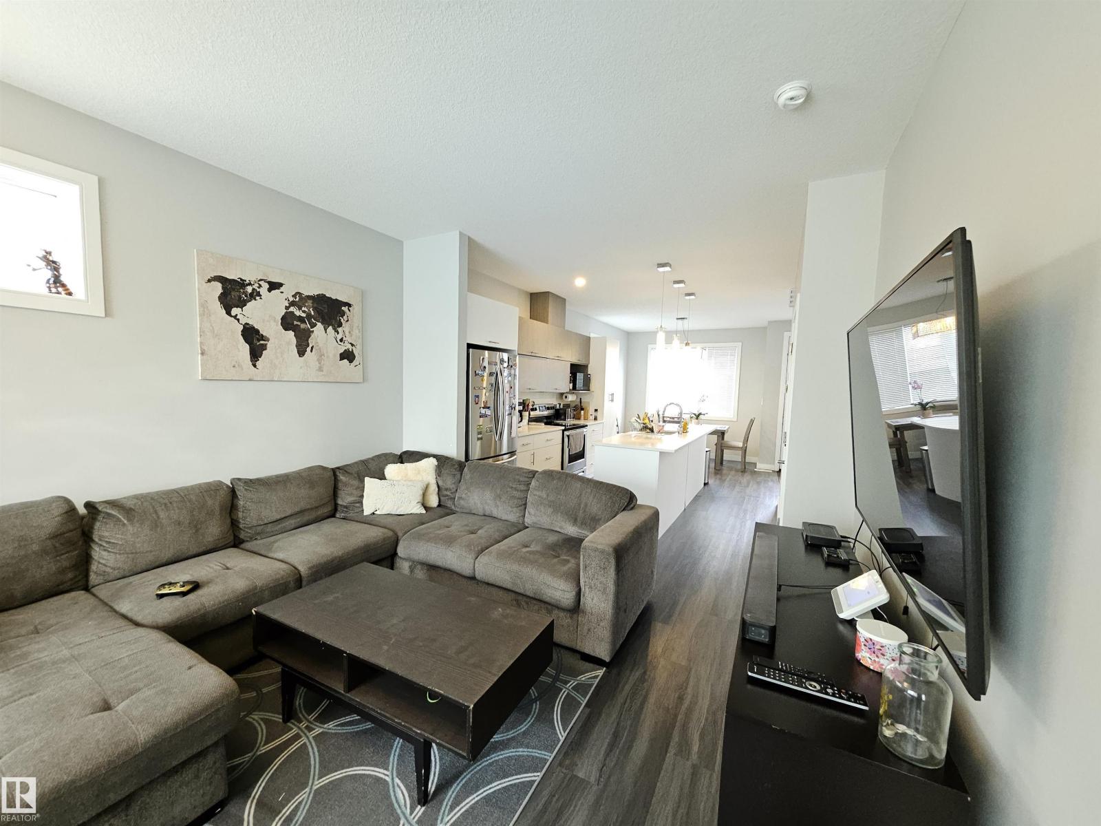 15212 98 Avenue NW - Photo 13