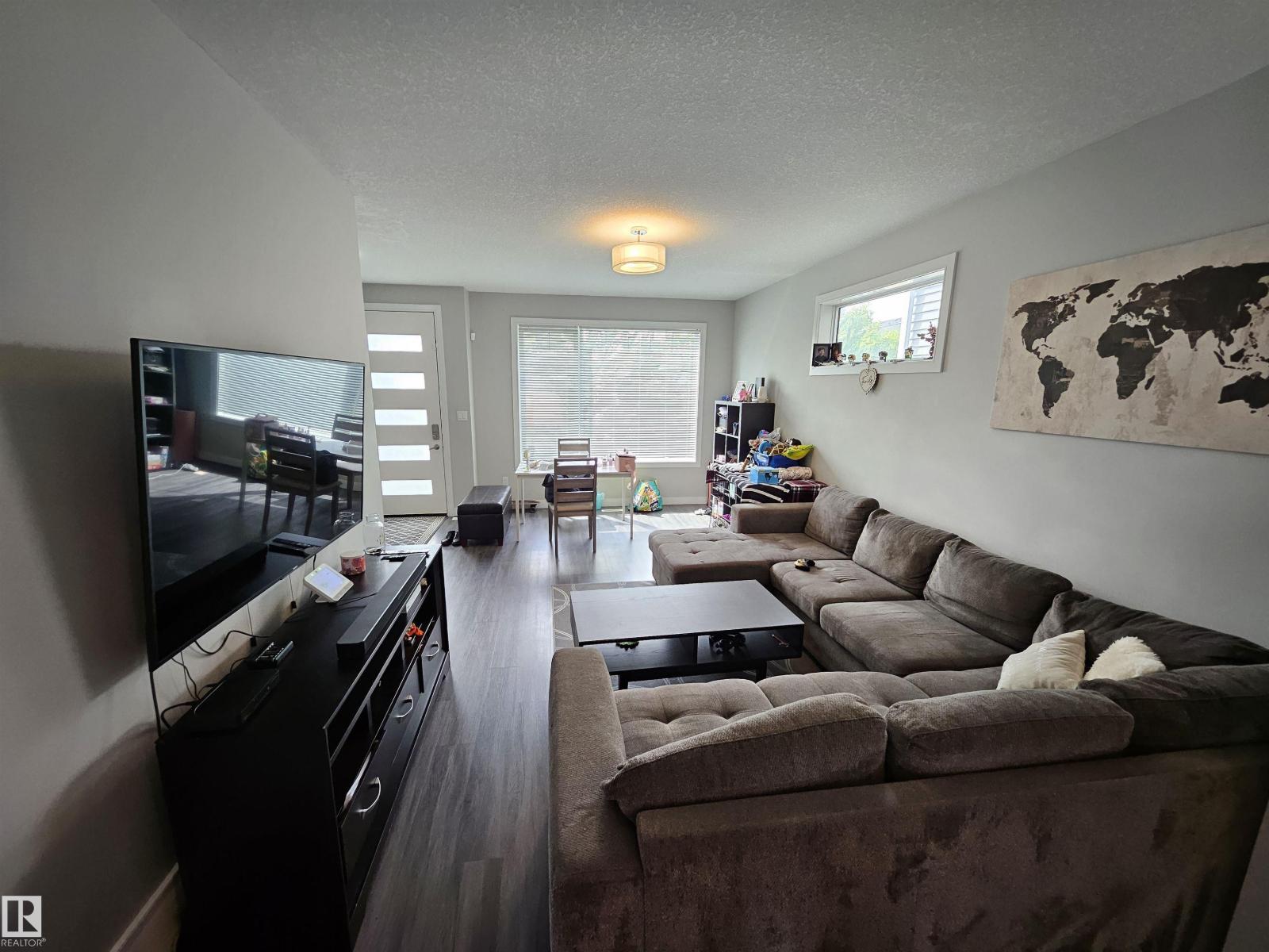 15212 98 Avenue NW - Photo 14