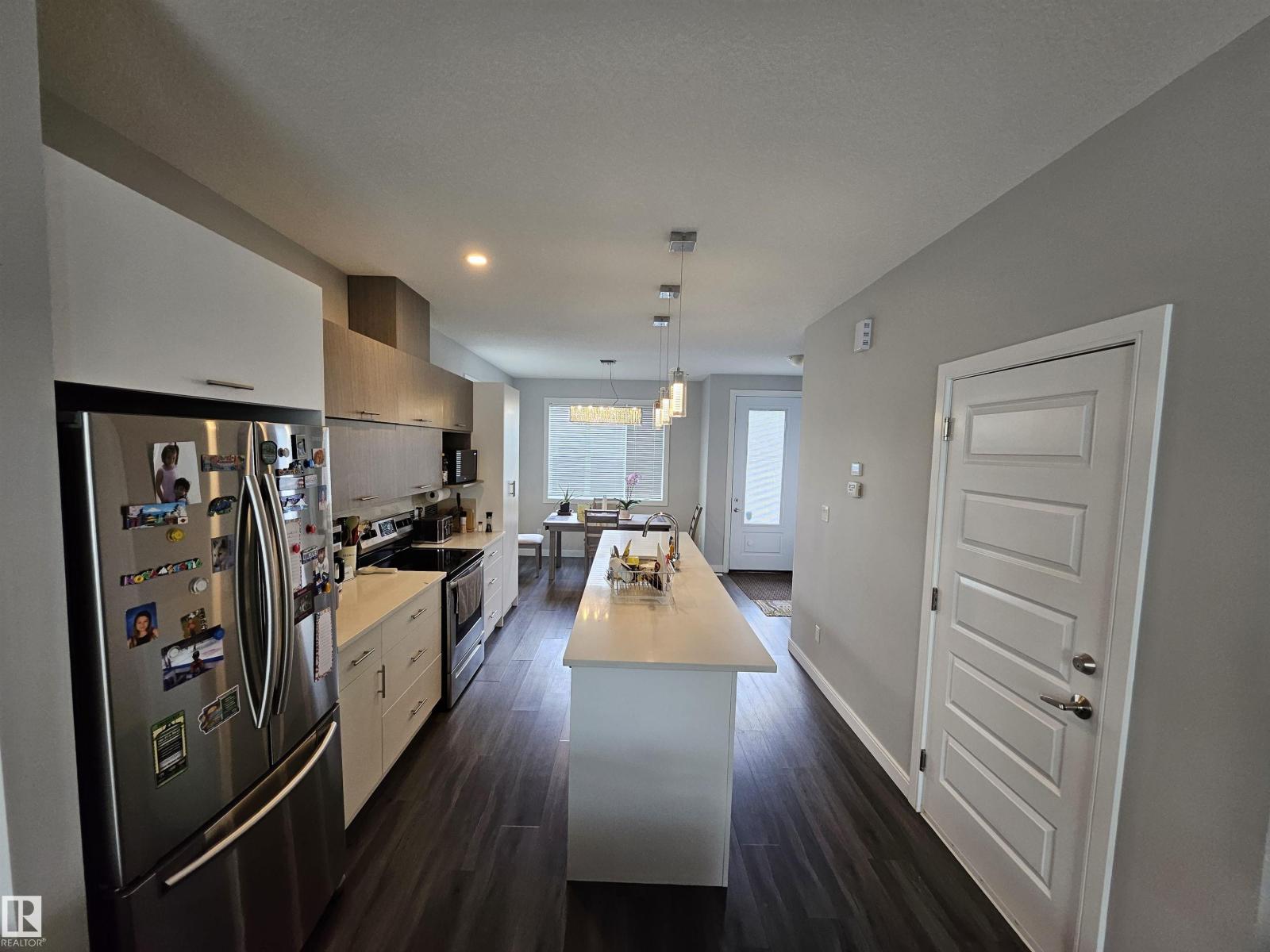 15212 98 Avenue NW - Photo 17