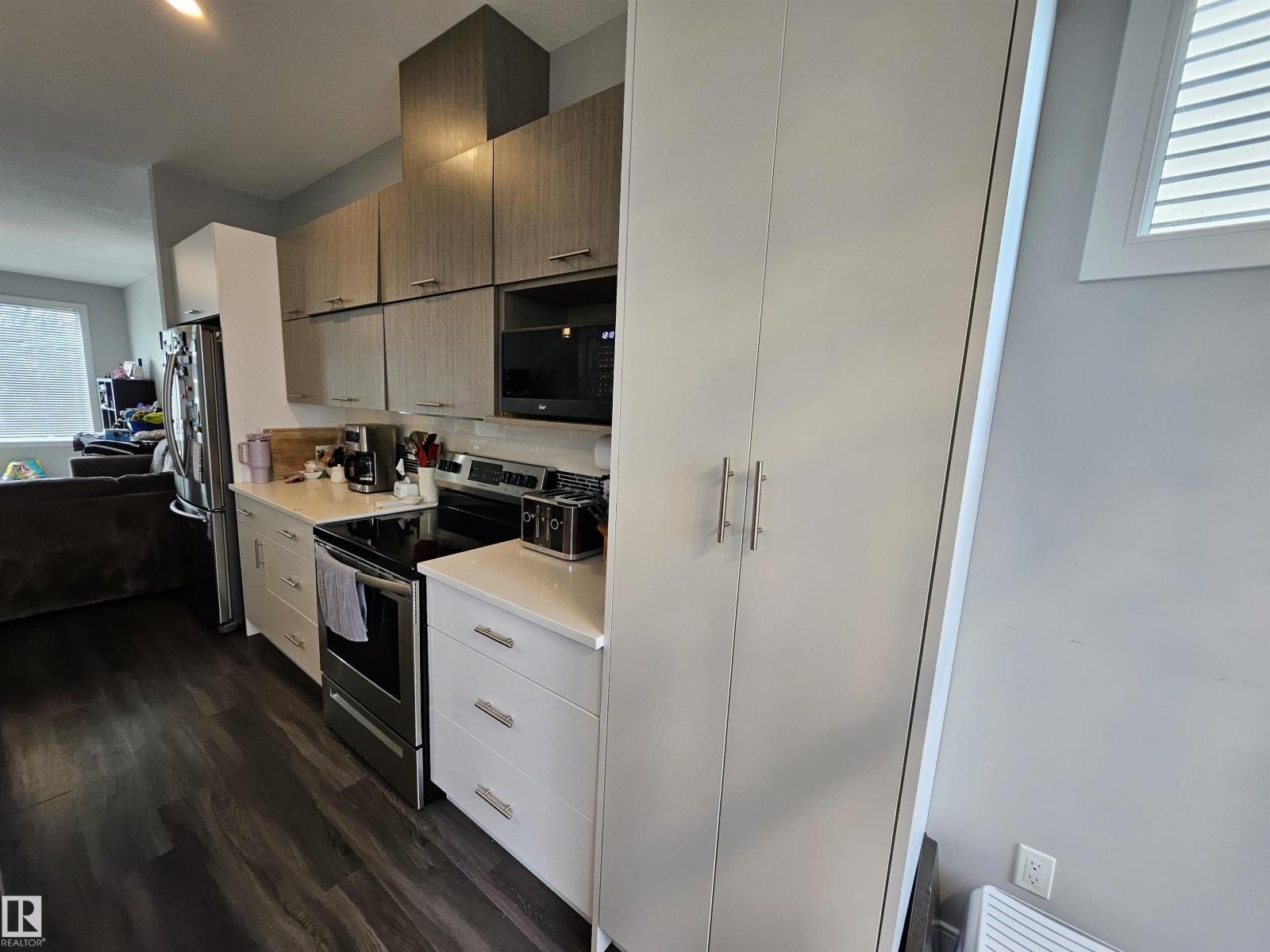 15212 98 Avenue NW - Photo 20