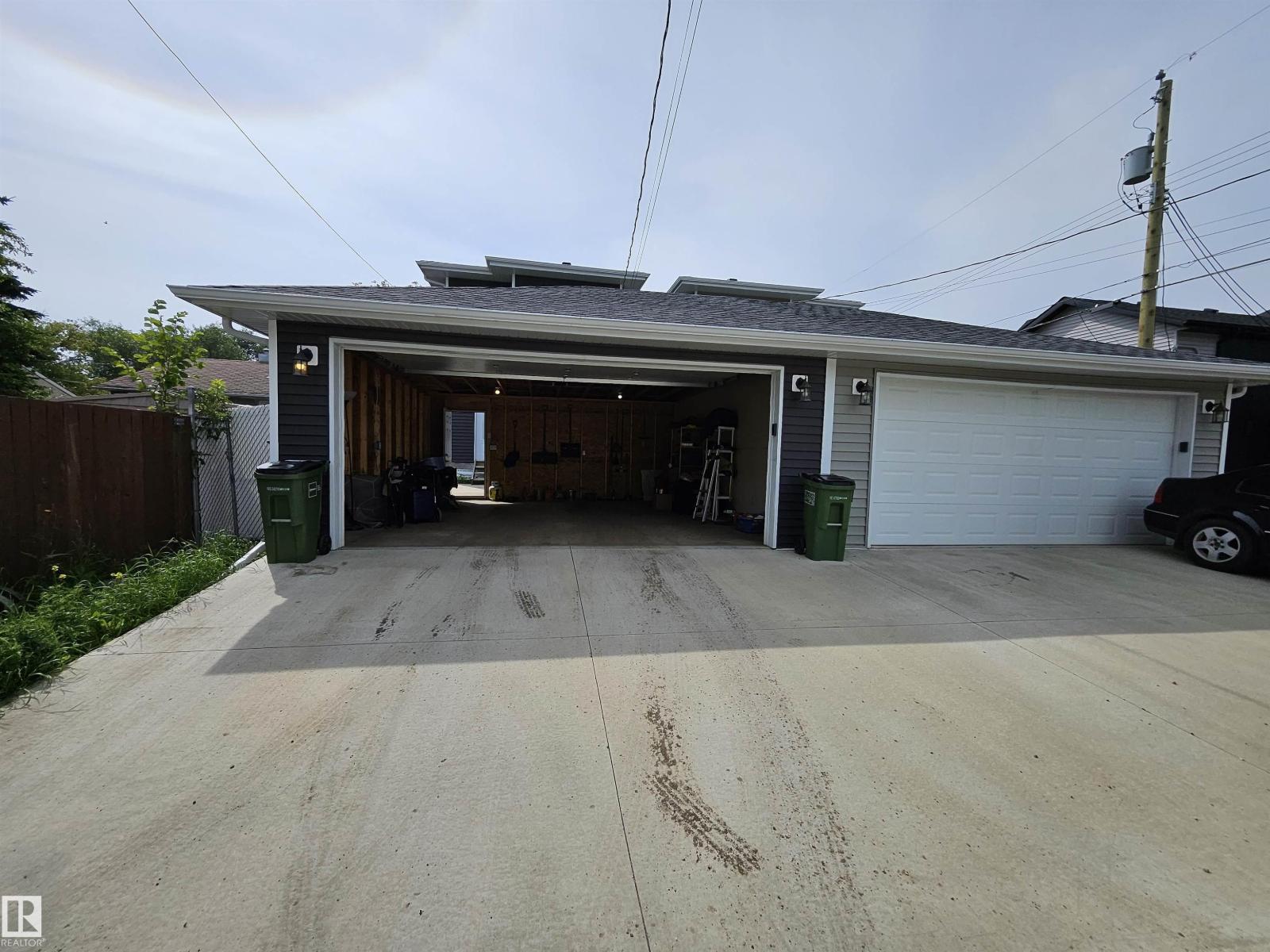 15212 98 Avenue NW - Photo 7