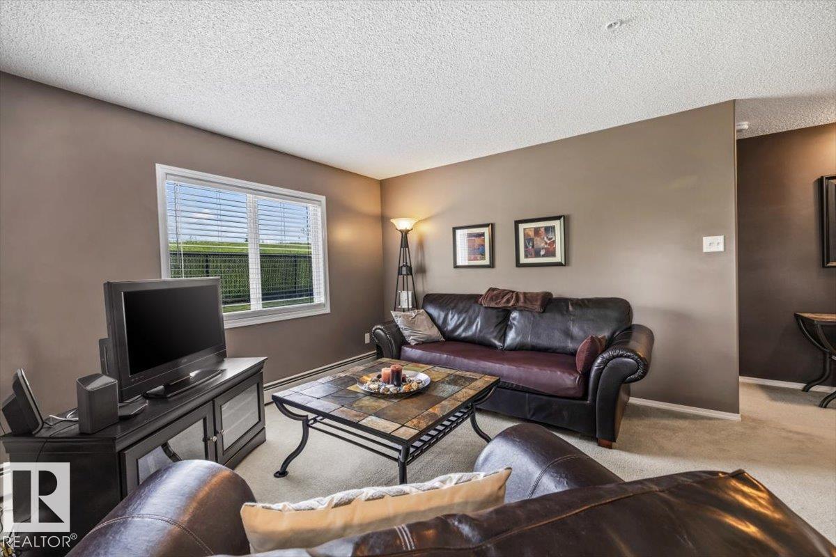 #126 70 WOODSMERE - 7
