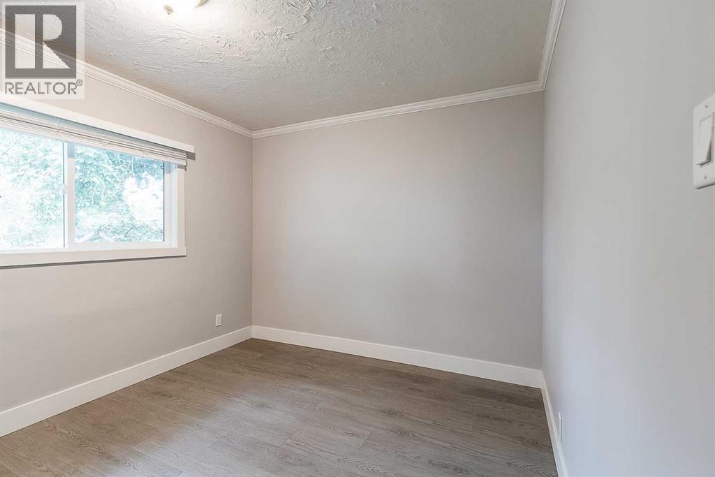 337 4 Street SW - Image 14