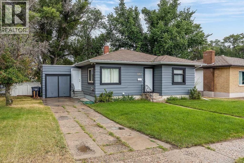 337 4 Street SW - 2