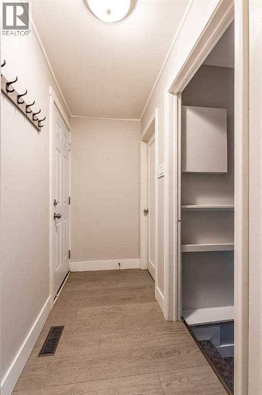 337 4 Street SW - Image 22