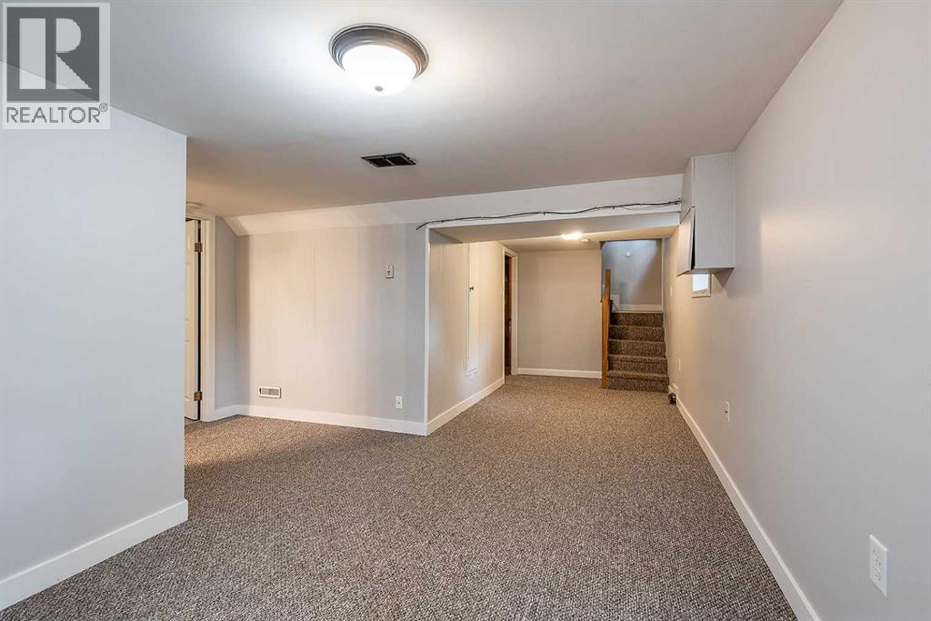 337 4 Street SW - 25