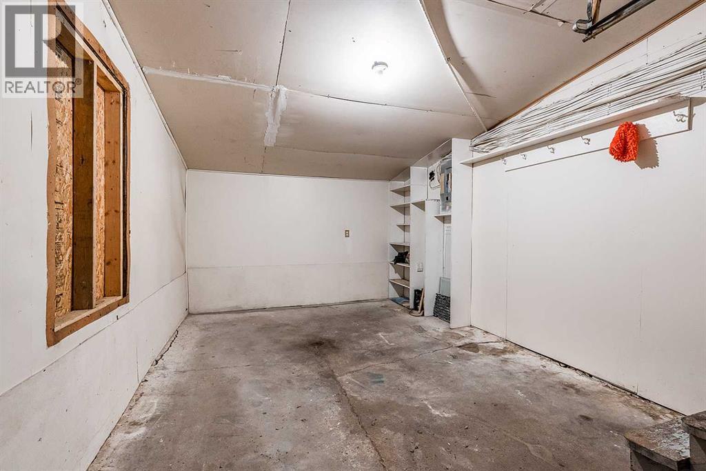 337 4 Street SW - Image 33