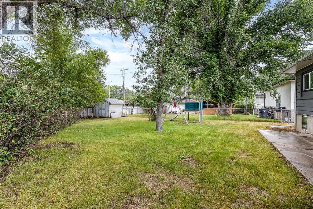 337 4 Street SW - Image 35