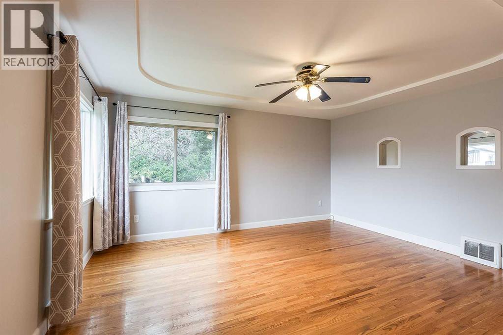337 4 Street SW - Image 5
