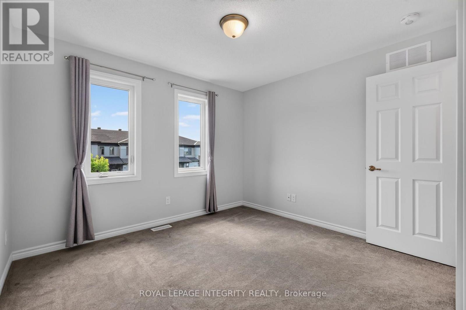 3 Bed, 3 Bath House for Rent in Ottawa – 129 UMBRA PLACE, Ottawa – MLS# X13676970 - Image 40