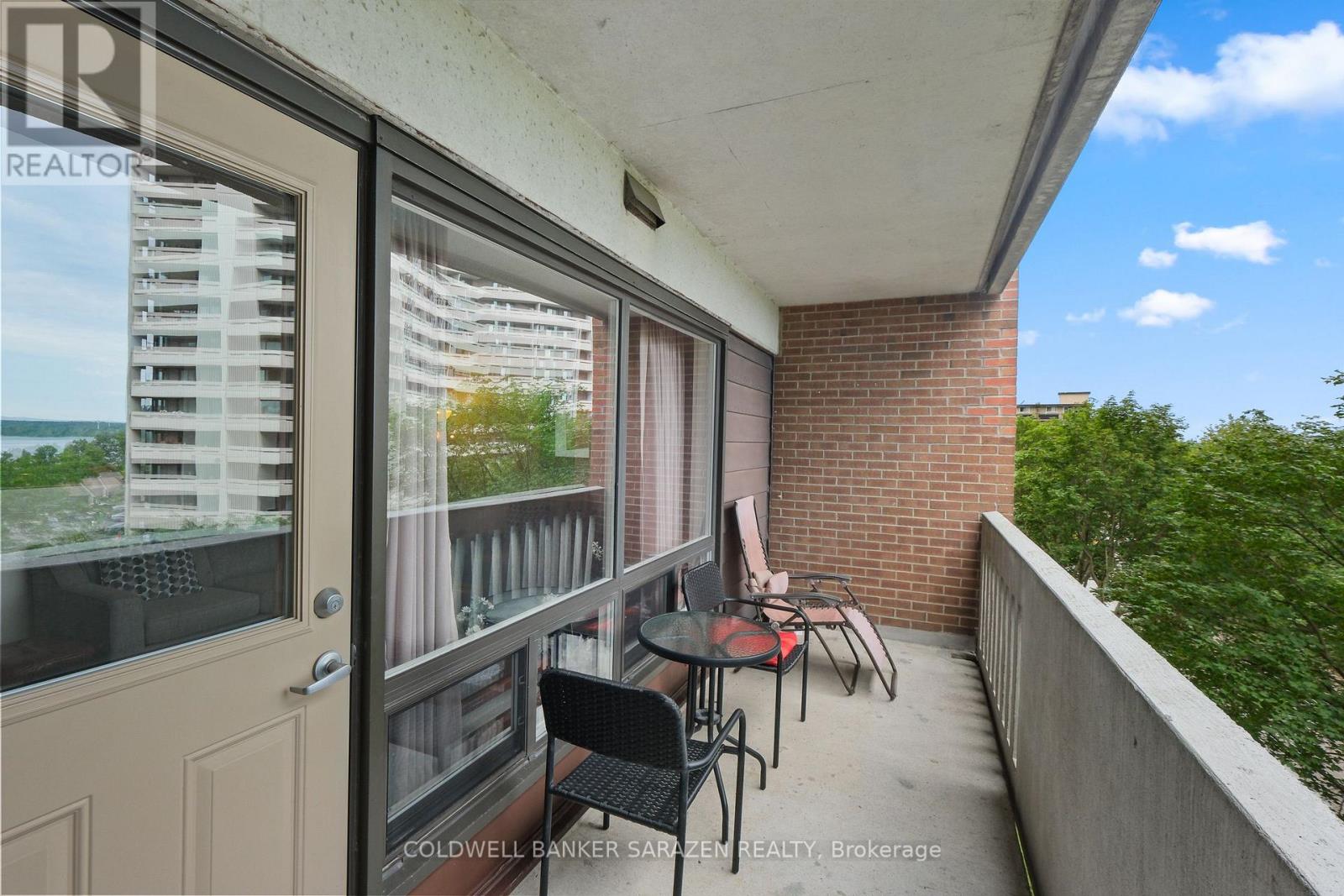 #502 1100 AMBLESIDE DRIVE - 43